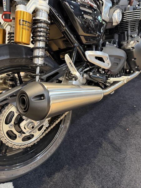 2025 Triumph Speed Twin 1200 RS - BAJA ORANGE - SAPPHIRE BLACK