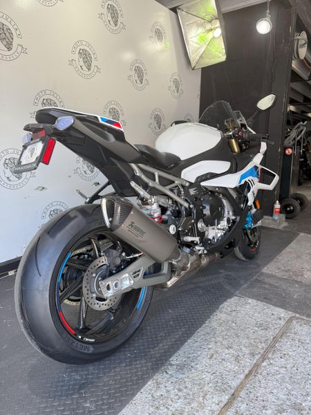 2025 BMW S 1000 RR 