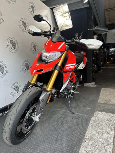 2024 Ducati HYPERMOTARD SP