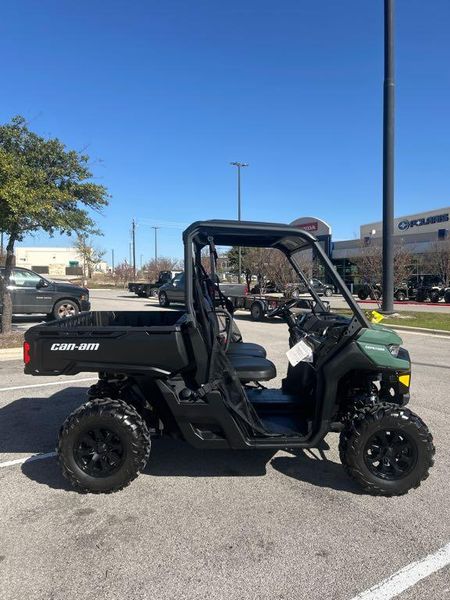 New 2025 Can-Am DEFENDER DPS HD10 Image 8