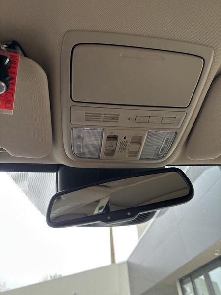 2015 Honda CR-V TouringImage 24