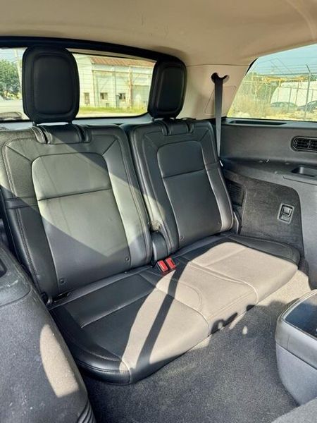 Used 2020 Lincoln Aviator ReserveImage 18