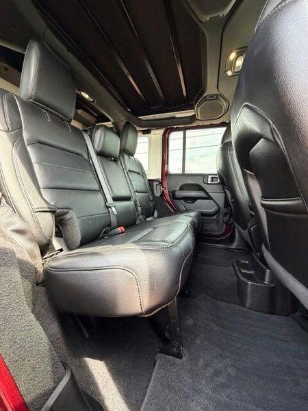 Used 2021 Jeep Wrangler Unlimited Sahara AltitudeImage 14