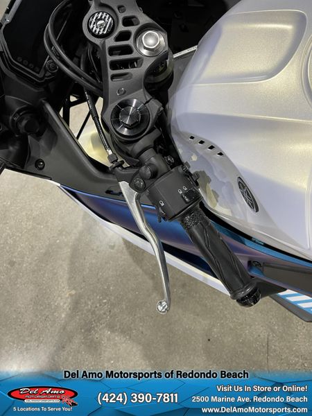 2025 Yamaha YZF-R3 ABS Image 22