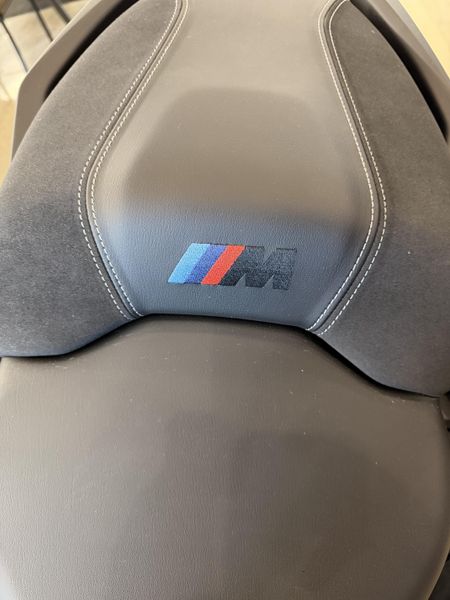 2026 BMW M 1000 XR