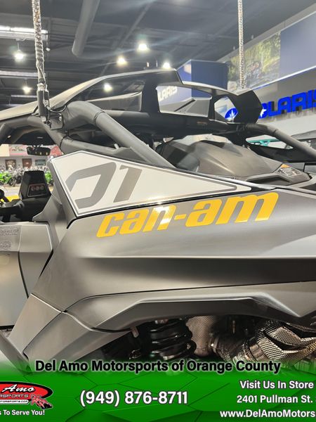 2025 Can-Am MAVERICK R MAX X RS WITH SMART-SHOX 999T DCTImage 5