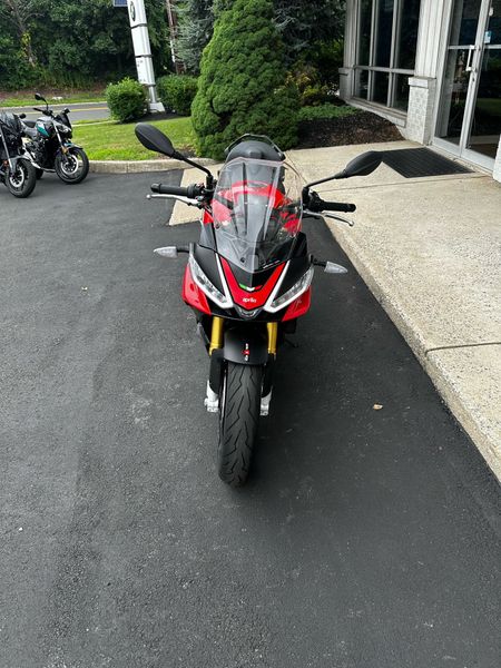 2023 Aprilia Tuono V4 1100Image 3