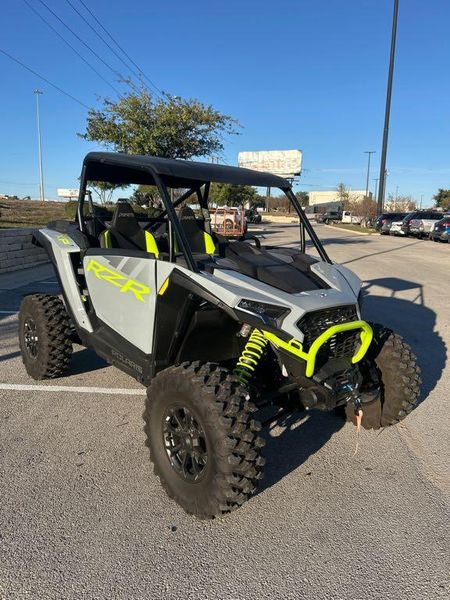 New 2025 Polaris RZR XP 1000 ULTIMATE Image 1