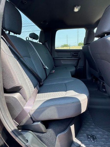 New 2026 RAM 2500 Black Express Crew Cab 4x4 8