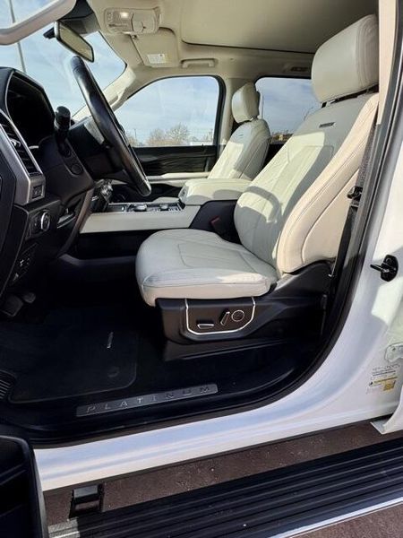 Used 2020 Ford Expedition PlatinumImage 11