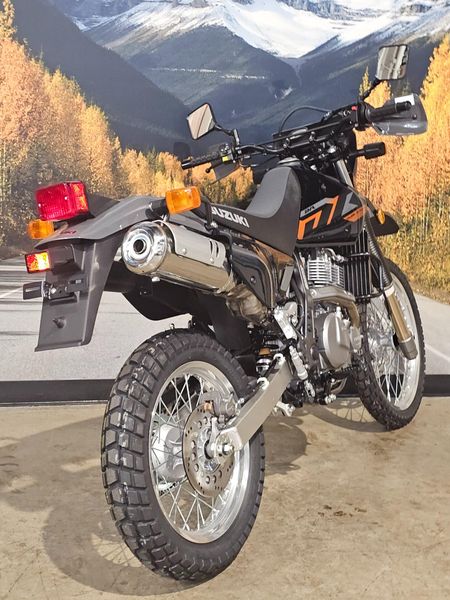 New 2026 Suzuki DR650S Image 8