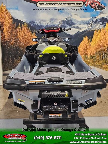 2024 Sea-Doo RXT-X 325 (SOUND SYSTEM) Image 8