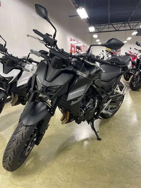 New 2025 Honda CB 750 HORNET Image 8