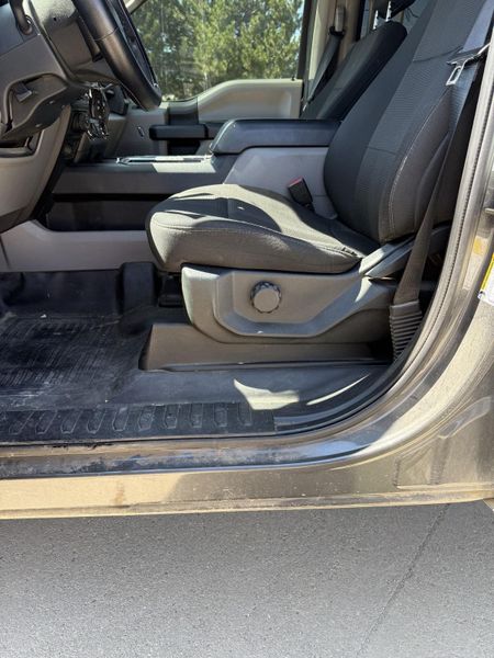 2020 Ford F-150 XL photo 9