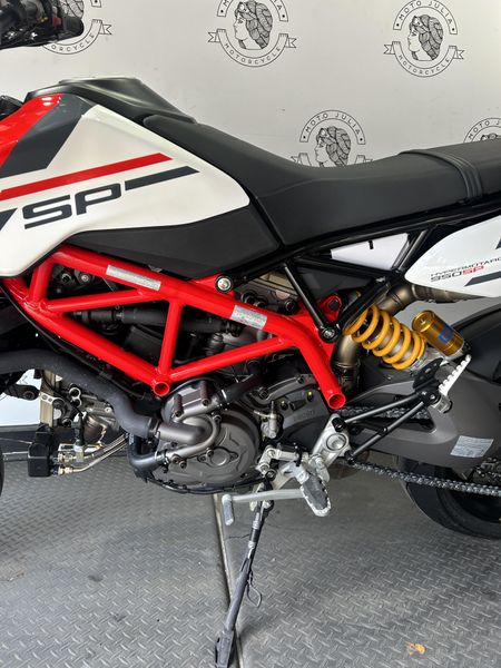 2024 Ducati HYPERMOTARD SP