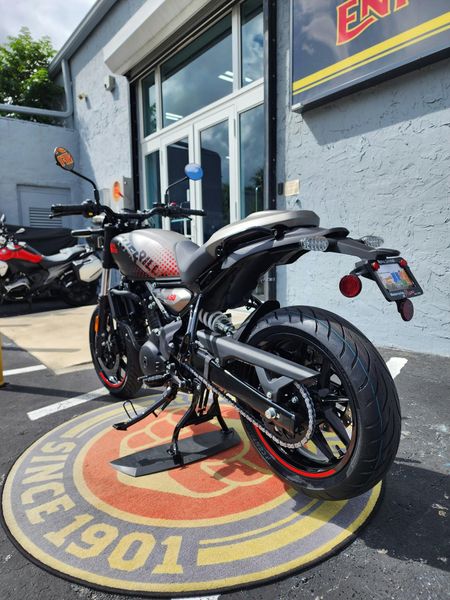 New 2027 Royal Enfield Guerrilla Image 8
