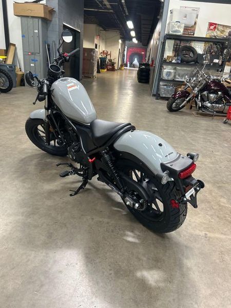 New 2026 Honda REBEL 300 ECLUTCH Image 5