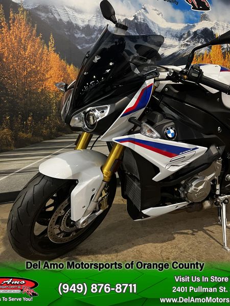 2021 BMW S 1000 RImage 3