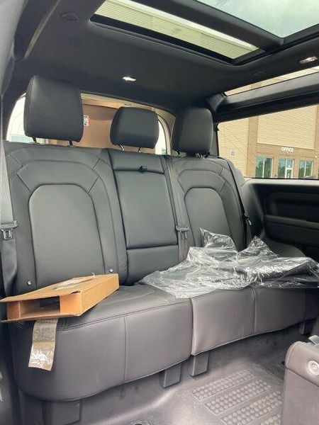 2025 Land Rover Defender S