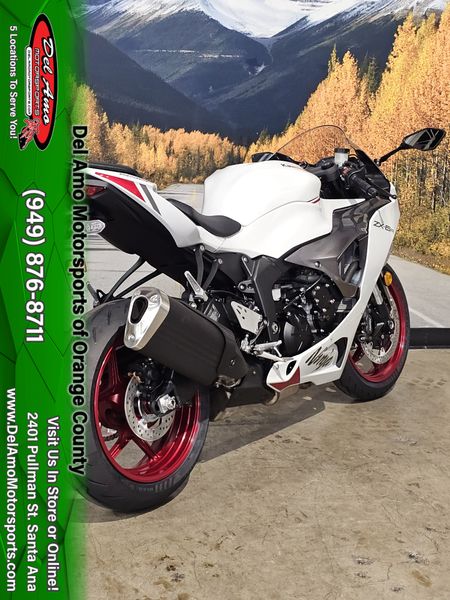 2025 Kawasaki NINJA ZX-6R ABSImage 8