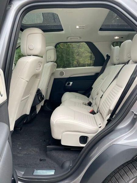 Used 2025 Land Rover Discovery Dynamic SE
