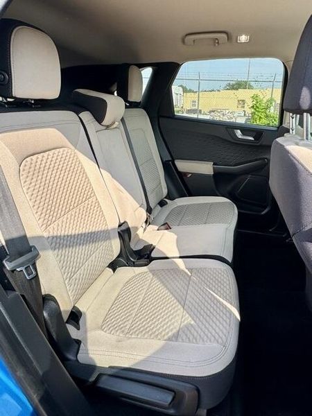 Used 2020 Ford Escape SEImage 16
