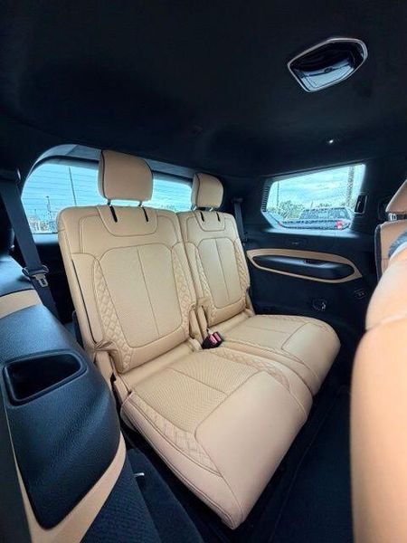 New 2027 Jeep Grand Cherokee L Summit 4x4Image 16