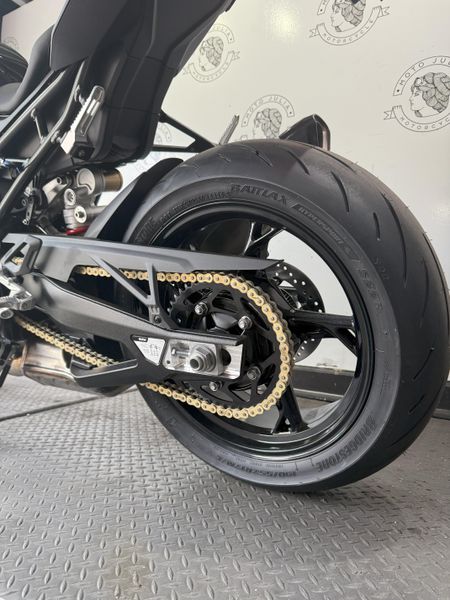 2025 BMW S 1000 RR 