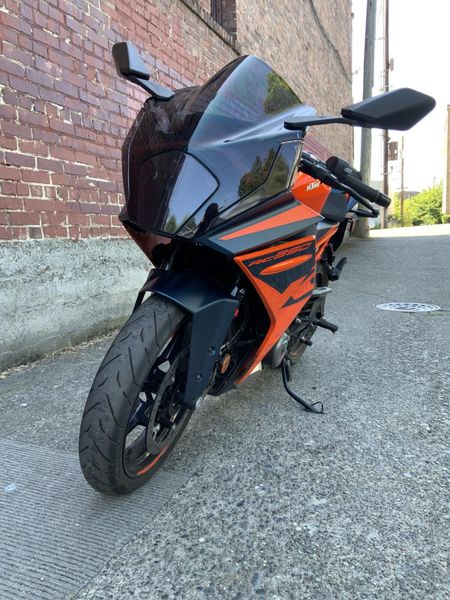 2023 KTM RC 390 