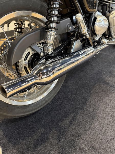 2025 Triumph Bonneville T120 Elvis Edition 638/925
