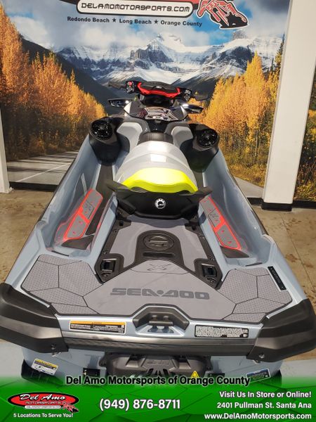 2024 Sea-Doo RXT-X 325 (SOUND SYSTEM) Image 17