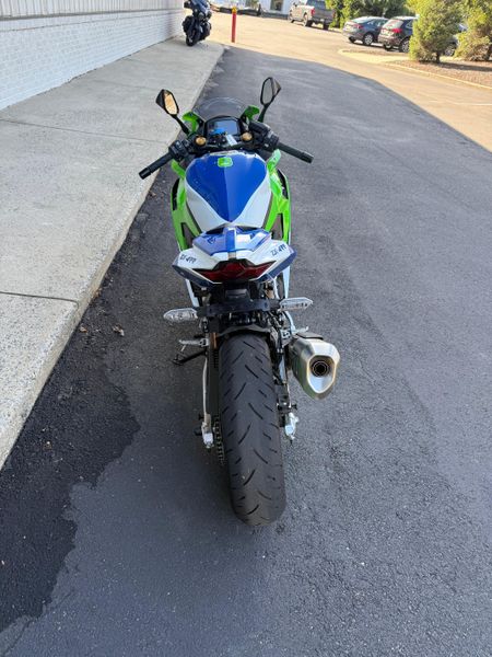 2024 Kawasaki Ninja ZX-4RRImage 4