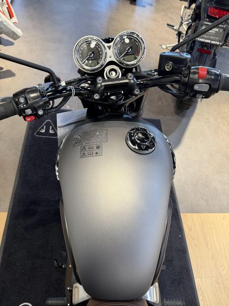 New 2026 Triumph Bonneville T120 Black 