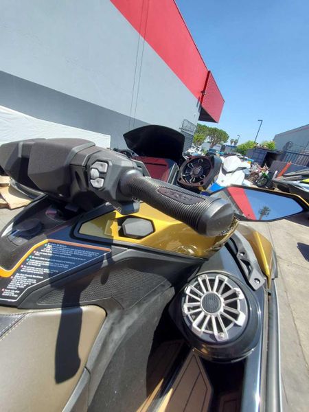 Used 2023 Kawasaki Jet Ski Ultra 160 LX Image 18