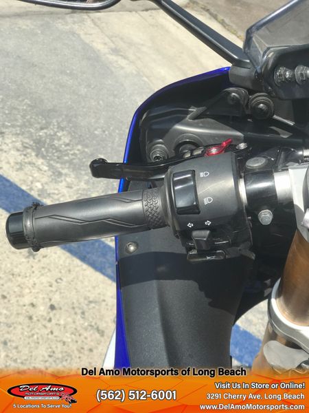 2015 Yamaha YZF-R6Image 10