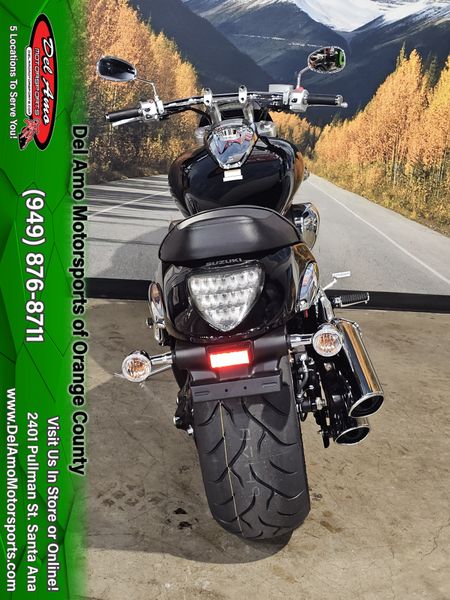 2025 Suzuki BOULEVARD M109RImage 7