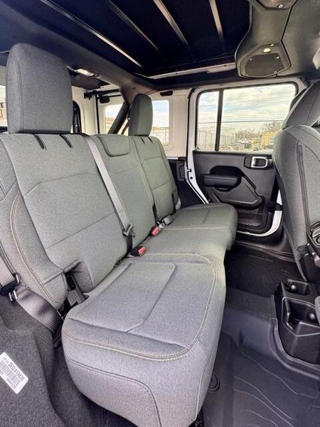 New 2026 Jeep Wrangler 4-door Sport SImage 15