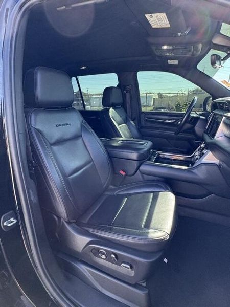 Used 2021 GMC Yukon DenaliImage 16