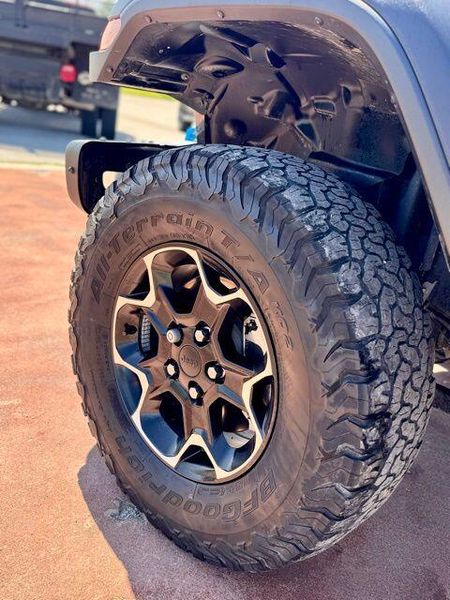 Used 2021 Jeep Wrangler 4xE Unlimited Rubicon 4xeImage 18