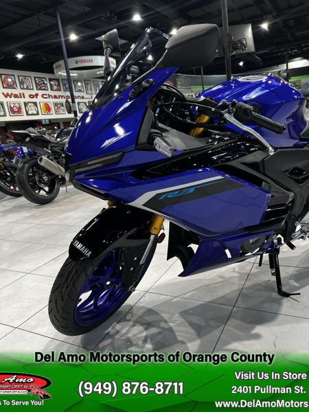 2025 Yamaha YZF-R3 ABSImage 4