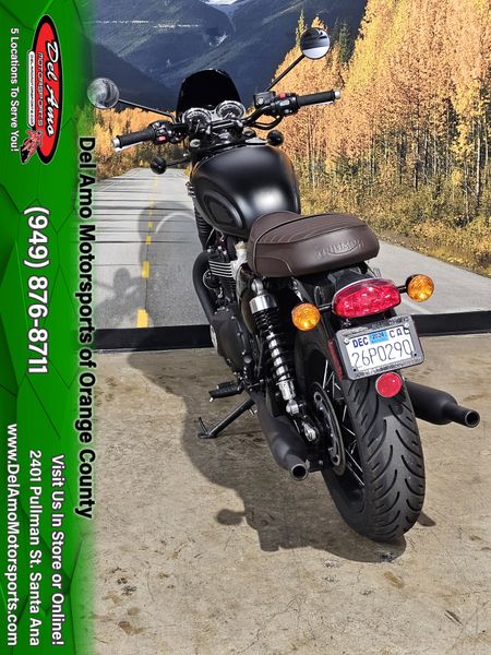 2023 Triumph Bonneville T120 Black BaseImage 6