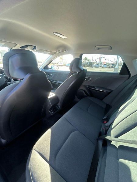 Used 2025 Kia K4 LXSImage 8