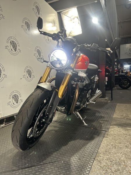 2025 Triumph SPEED TWIN 1200 RS