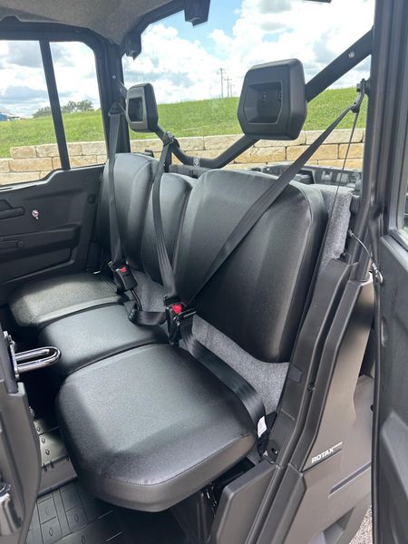 New 2026 Can-Am DEFENDER DPS MAX CAB HD10 Image 11