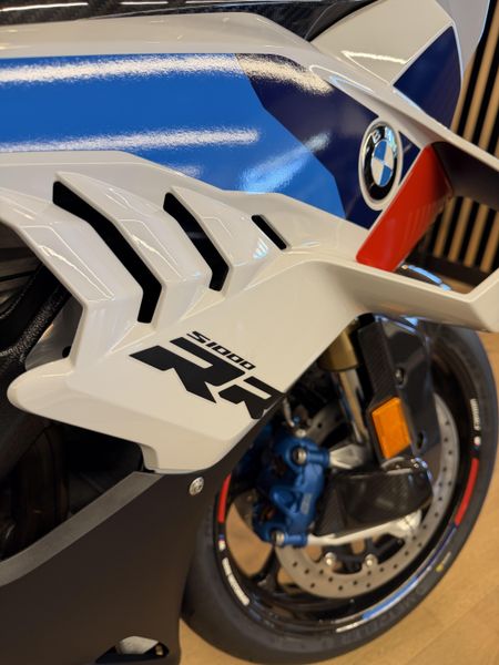 2026 BMW S 1000 RR