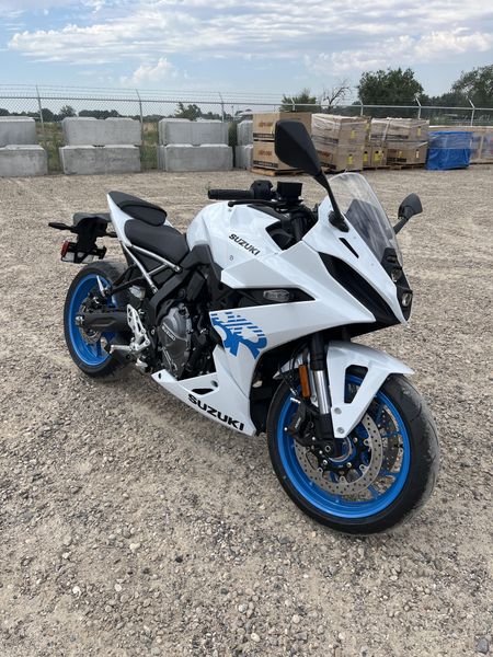 New 2026 Suzuki GSX 8R 