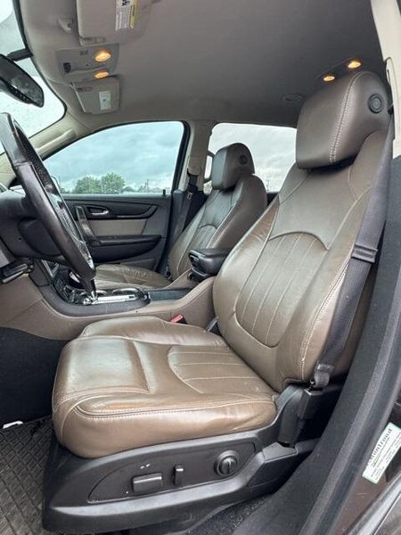 2017 GMC Acadia Limited LimitedImage 12