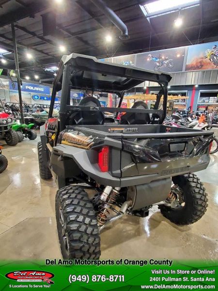 2022 Polaris G22GXD99BJ  in a BLACK CRYSTAL exterior color. Del Amo Motorsports of Orange County (949) 416-2102 delamomotorsports.com 