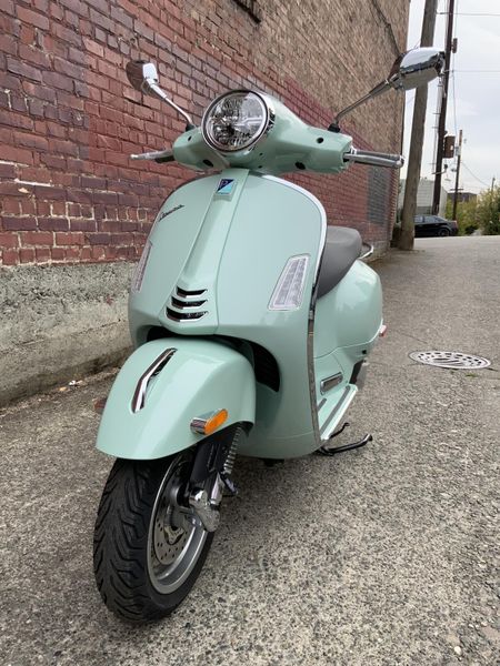 New 2025 Vespa GTS 310 VERDE AMABILE 