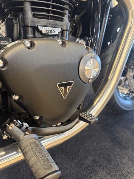 2026 Triumph Bonneville Bobber